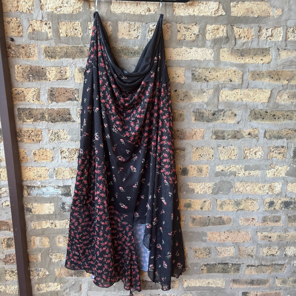 ARULA Black Strapless Dress with Red Floral Print